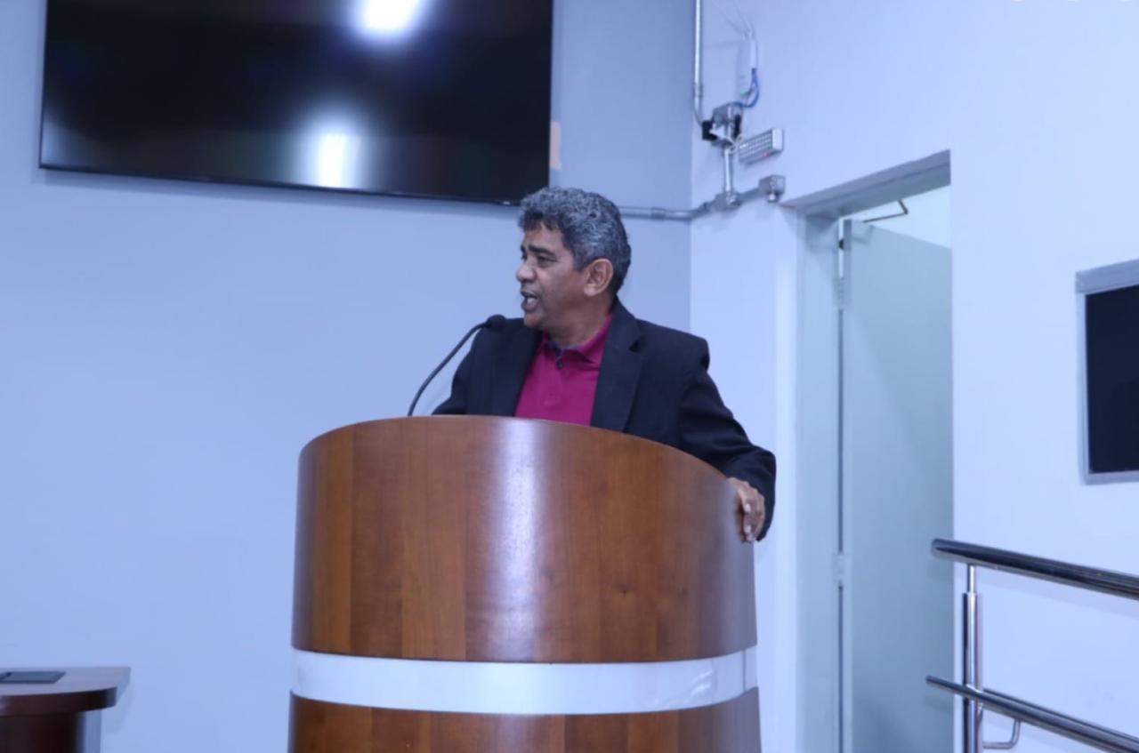 Vereador Beto critica corte de recursos do Centro Dia e cobra mais empatia do governo municipal