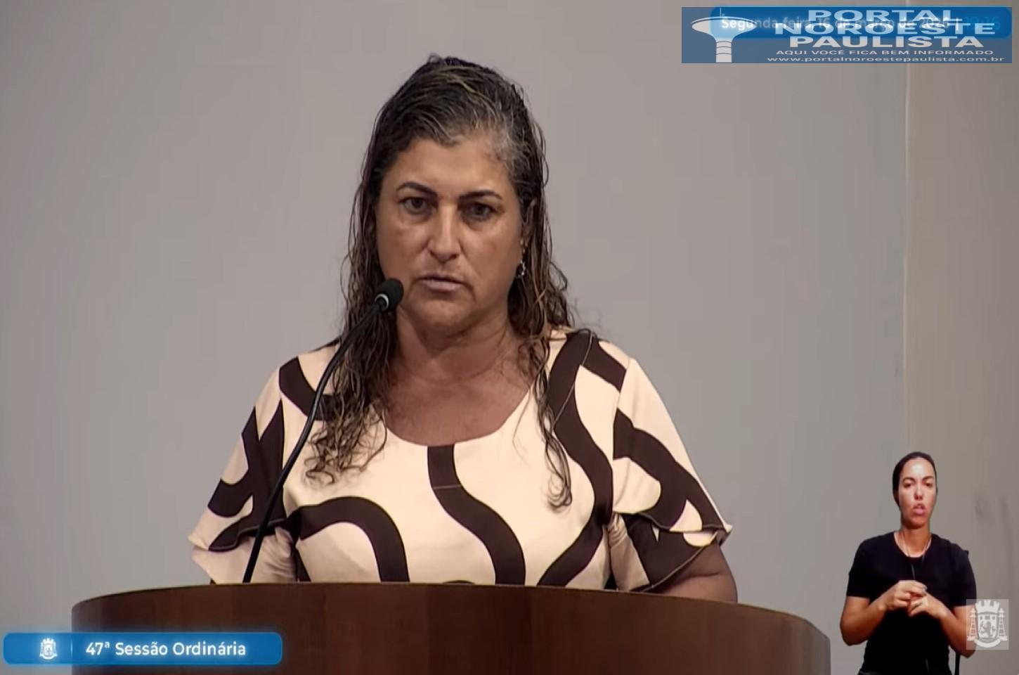 Produtora rural relata dificuldades na merenda escolar e denuncia constrangimento em tribuna livre em Ilha Solteira