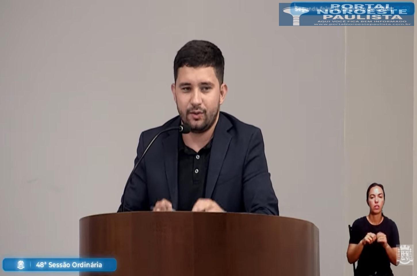 Vereador Murilo Lima questiona decreto municipal e cobra planejamento em serviços públicos
