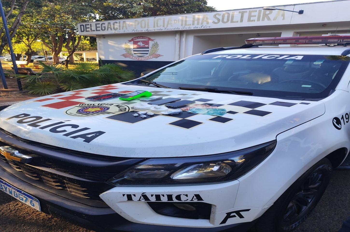 Força Tática prende suspeito de tráfico e apreende mais de 200 gramas de cocaína em Ilha Solteira