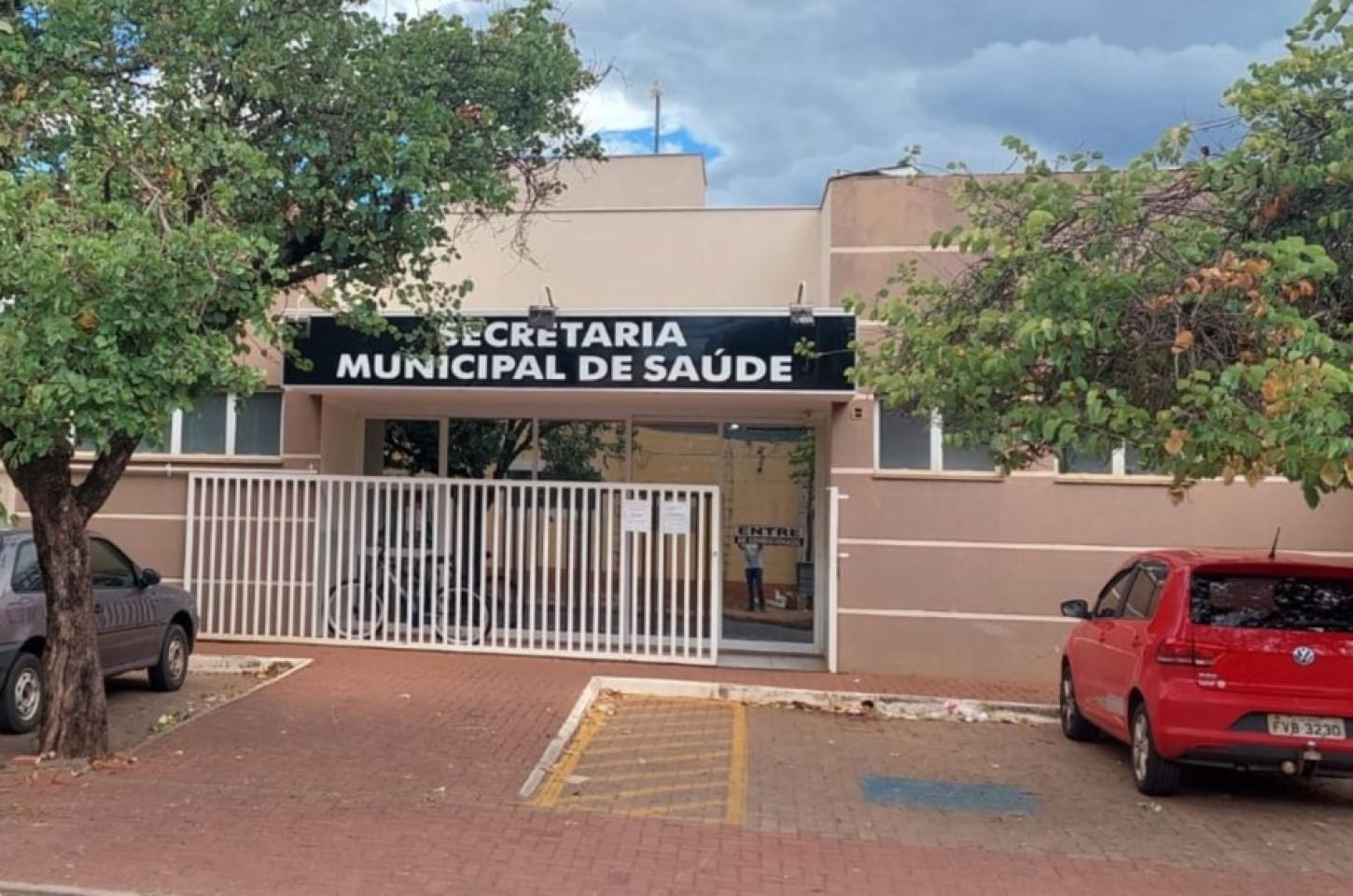 Fila de exames, consultas e cirurgias cai de quase 20 mil para menos de 1,6 mil, afirma Secretaria de Saúde