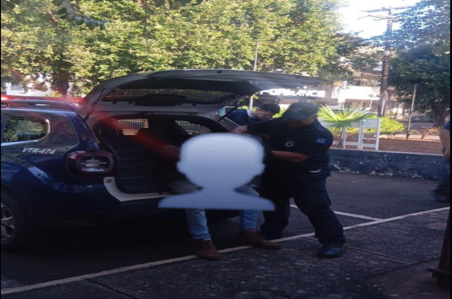 GCM prende homem em flagrante após furto de hortaliças na Horta dos Aposentados em Ilha Solteira