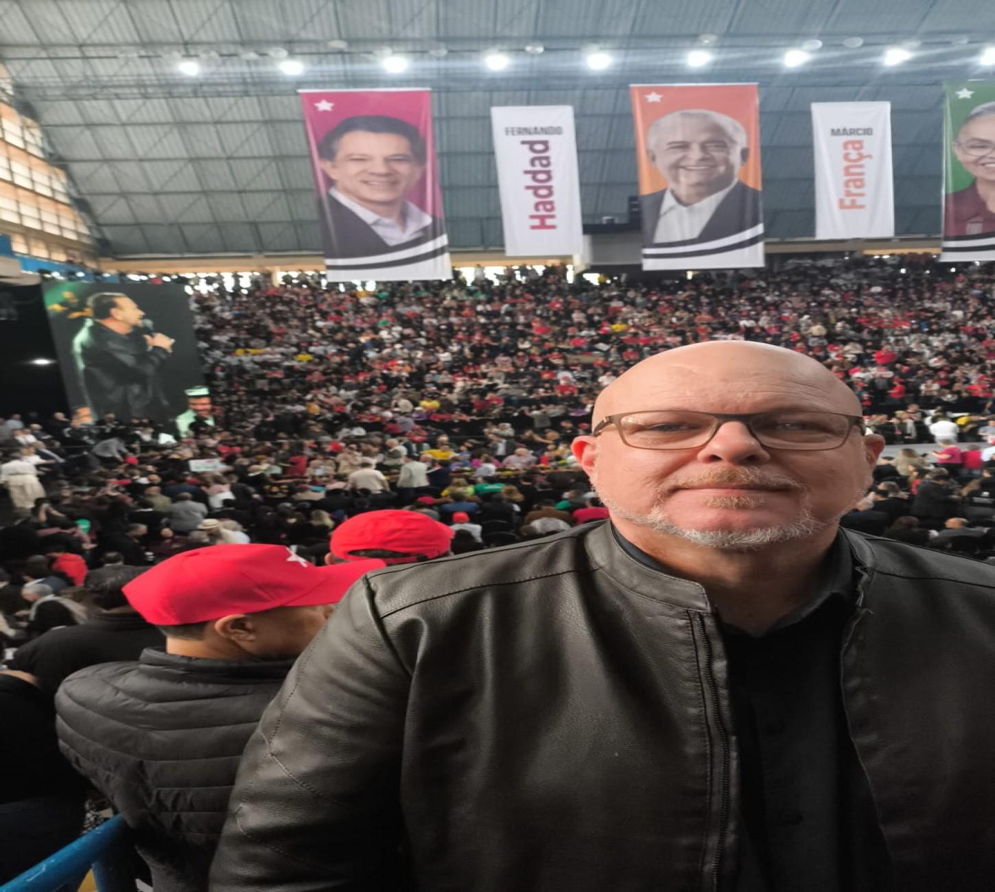Vereador Alessandro Rodrigues “Tomate” participa de convenção estadual do PT e acompanha definições para as eleições de 2026