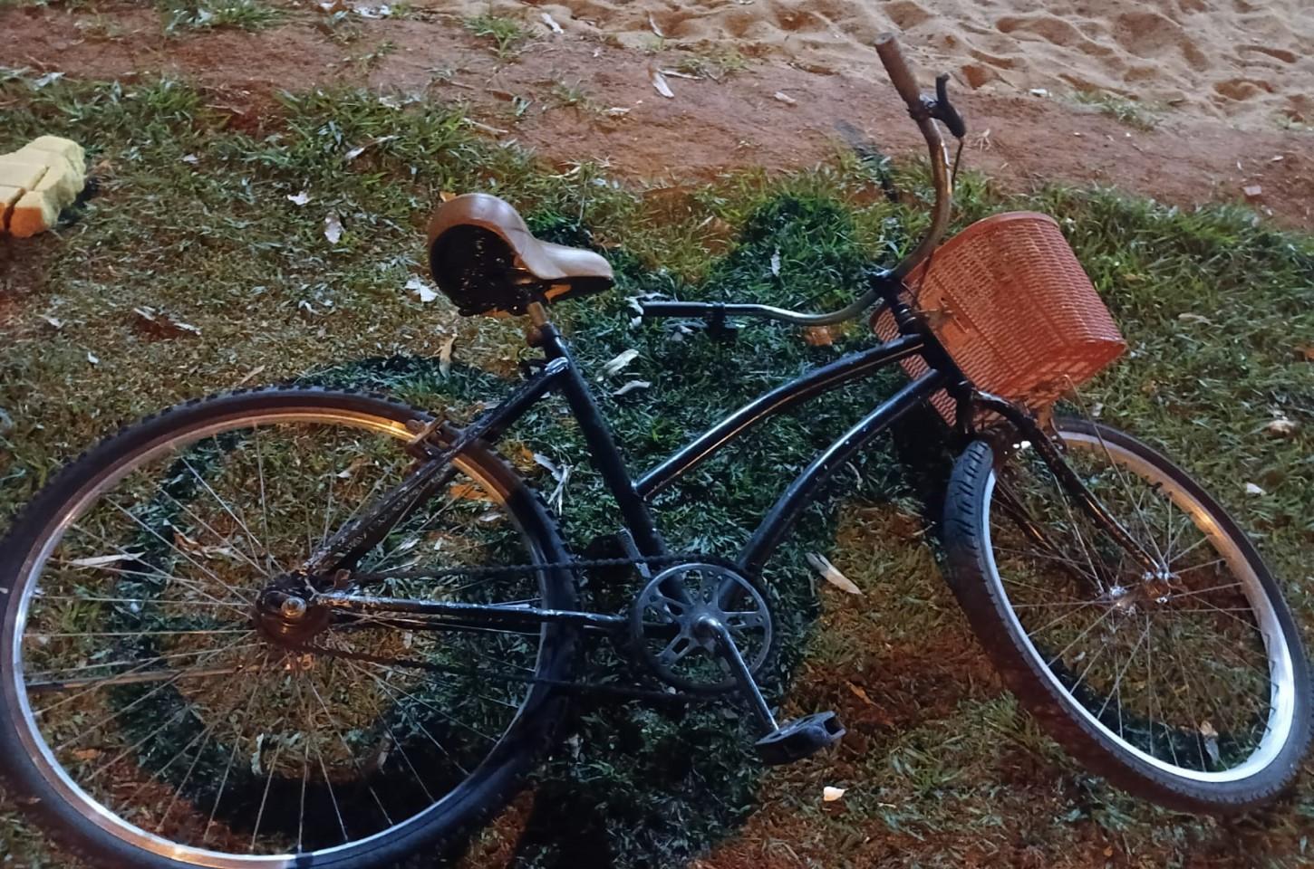 GCM recolhe bicicleta encontrada abandonada durante patrulhamento no bairro Nova Ilha