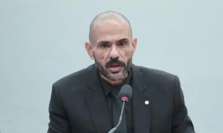 Comissão aprova selo para comércio que der desconto a agentes de segurança