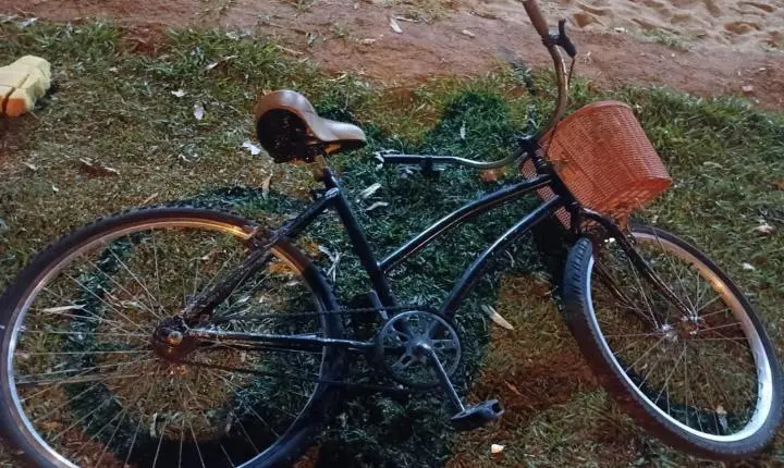 GCM recolhe bicicleta encontrada abandonada durante patrulhamento no bairro Nova Ilha