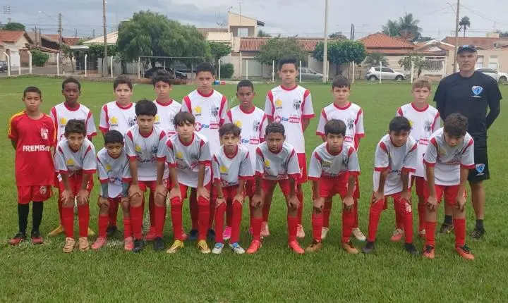 Ilha Solteira avança em três categorias e conquista tetracampeonato regional no futebol