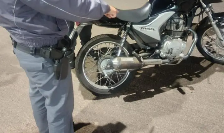 Operação Baixo Ruído fiscaliza 119 motocicletas em cinco cidades da região