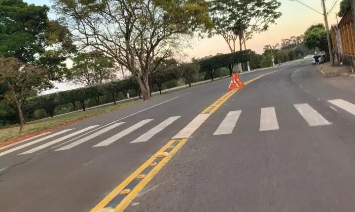Prefeitura reforça sinalização na Avenida Atlântica antes da mudança da Farmácia Municipal para o Ilha Shopping