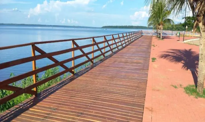 Vereador cobra obras de acessibilidade no deck da Praia Marina